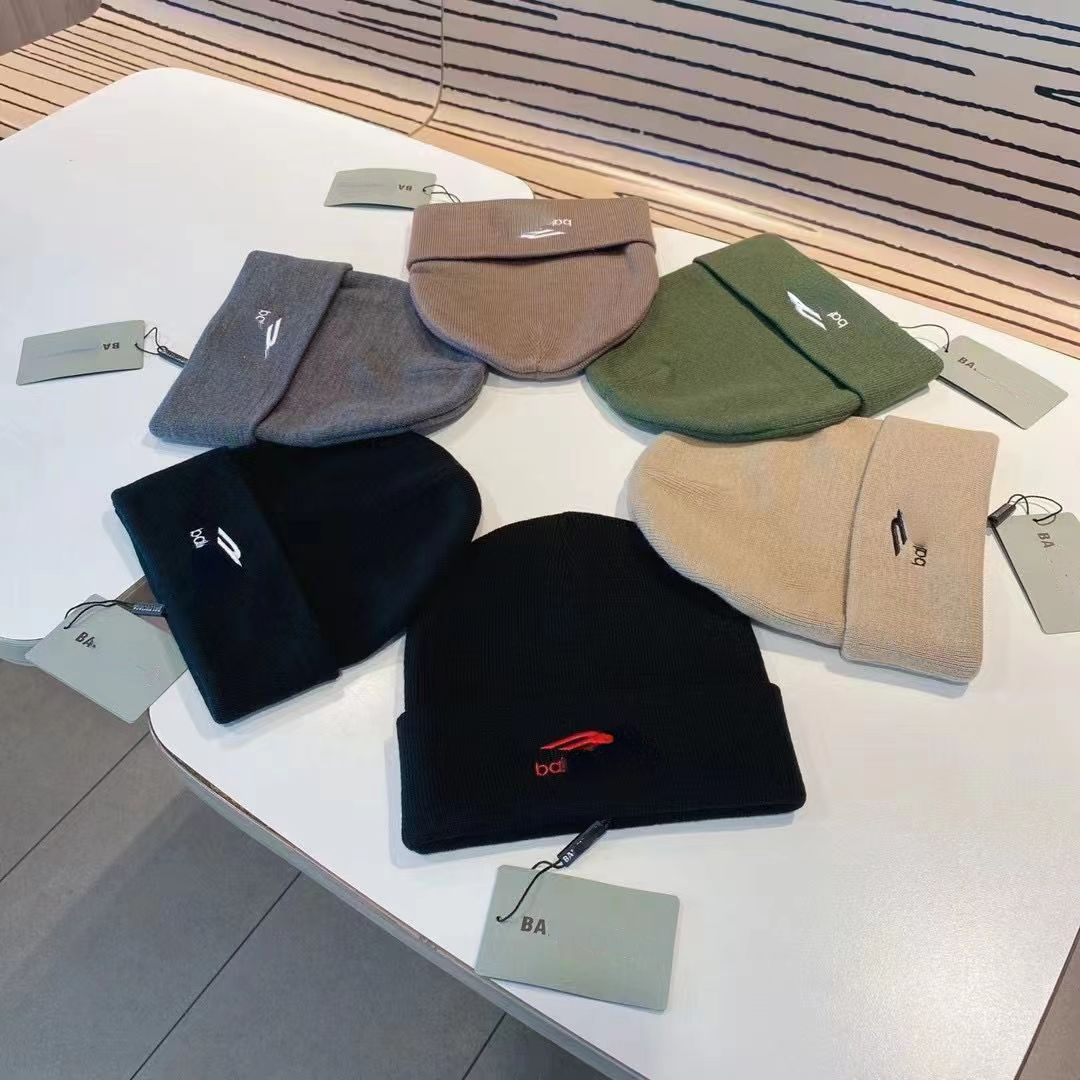 Unisex Designer Beanies Ba Casual Knitted Hats with Geometric Patterns and Letters-image-912991587