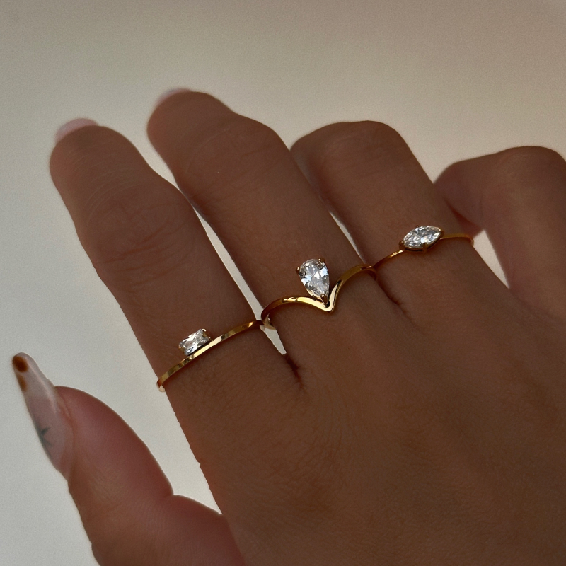 New Ins Trendy 18k Pvd Gold Plated Stainless Steel Minimalist Cute Geometric White Zircon Custom Ring Women