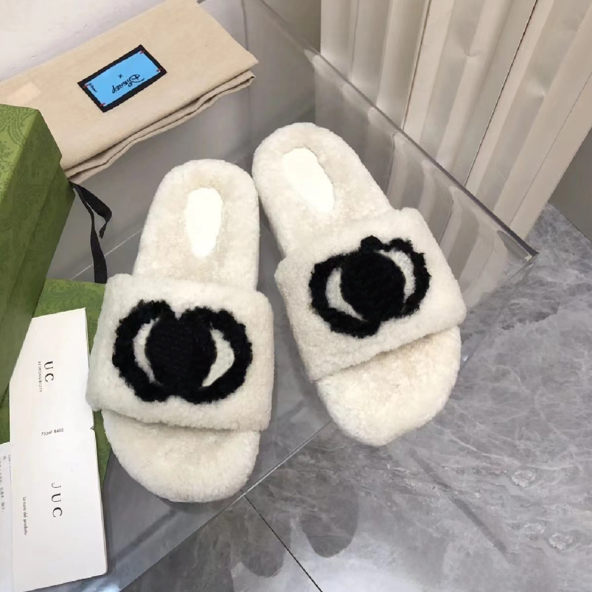 2023 hot luxury shoe designer woman fur slide with interlocking G letter man comfort flat slipper with box top quality fast shipping easy to wear sa