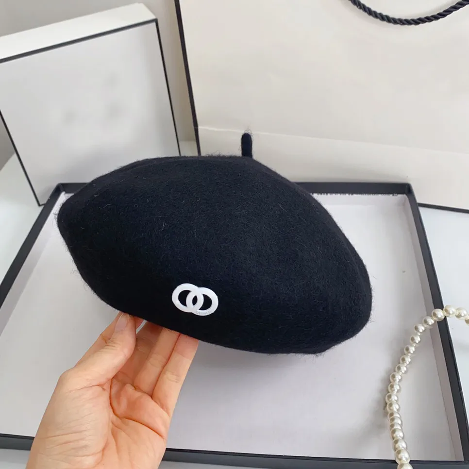 Women Luxury Beret Mens Designer Brand Caps Winter Cashmere Hat Outdoor Beanies Fashion Baseball Cap High Quality Bucket Hats G2310205BF-image-914597409