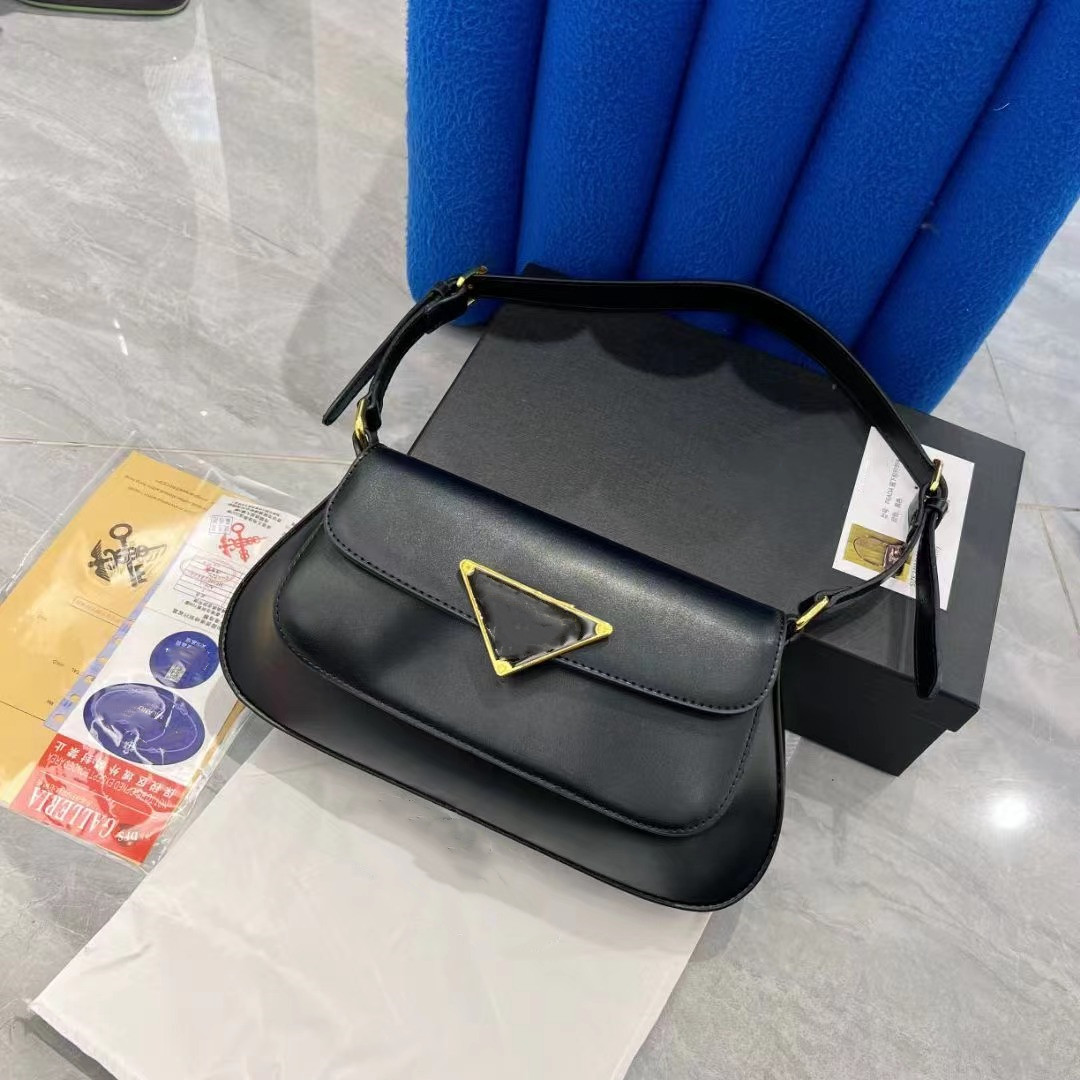 Brand Messenger Bags New 24SS Fashionable Korean version of underarm bag with large capacity buckle for women's bag With box-image-914189747