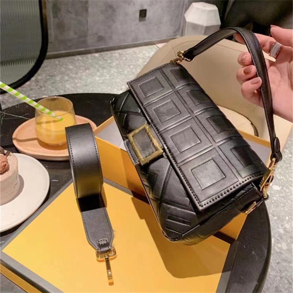 Femmes Sac à bandoulière Tempérament Baguette 5A Moderne Classique Mode Totes À La Mode Sac À Main De Luxe Cross Body Shopping Portefeuille 6 Cou