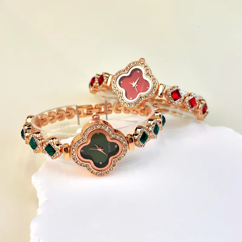 Other Watches Watch For Women Selling Products Mujer Simple Fashion Quartz Four Leaf Grass Bracelet 231025-image-915390572