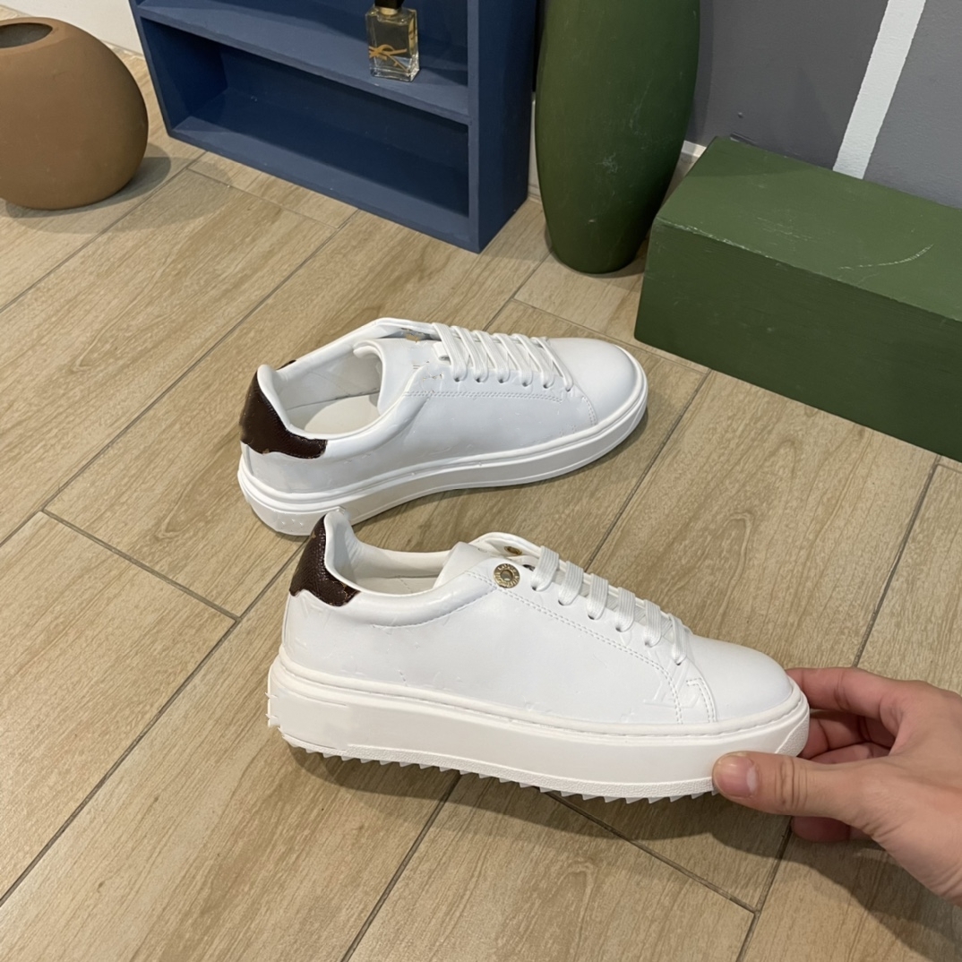 Sneaker en cuir Fashion imprimée chaussures de créateurs de créateurs 6 couleurs femmes UE 35-41