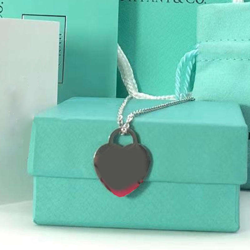 Heart Necklace Womens Jewelry on The Neck Stainless Steel 19mm Couple Pendant KeyValentine Day Gifts for Girlfriend Accessories Wholesale-image-775887933