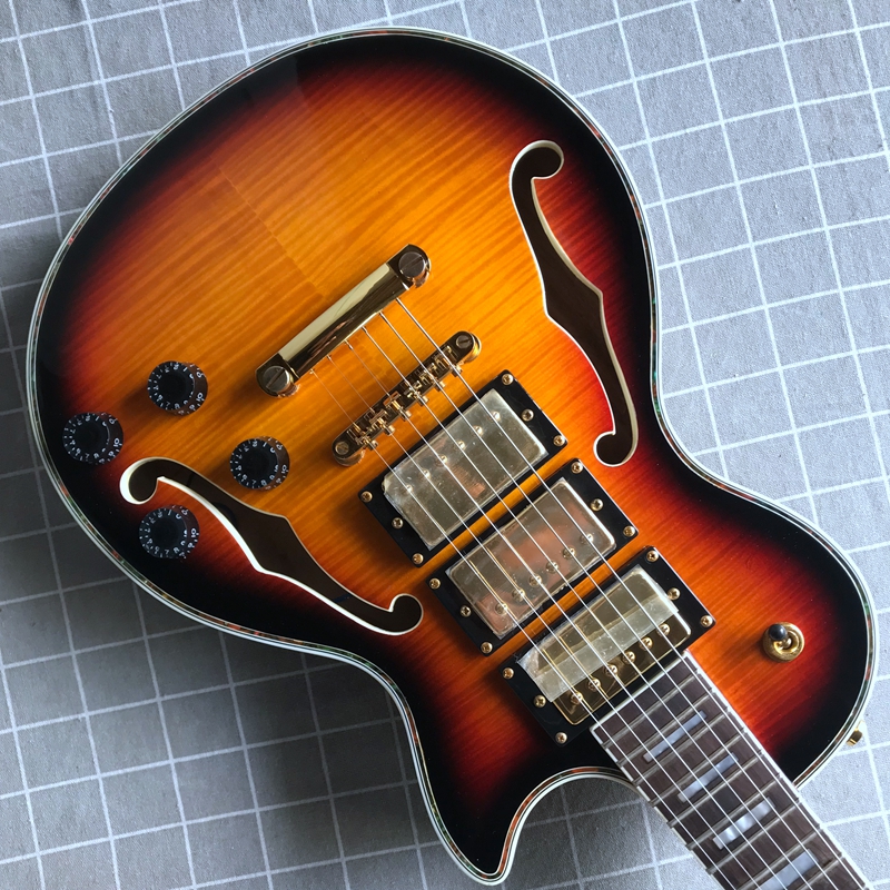 Livraison gratuite sur la nouvelle guitare électrique Jazz semi-creuse à 3 micros, Day excellent, pièce d'or