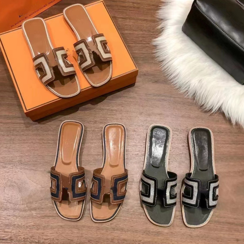 Women&#039;s Brand Slippers with Dual Color British Style Straight Line Sheepskin Sandals-image-916231307