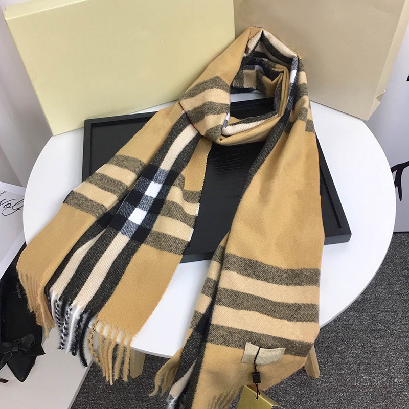 

Luxurys Designers Scarf Fashionable Classic Color Matching Shawl Unisex Winter Versatile Warm Scarfs Womens Top Quality Scarves Mens Exquisite Gift