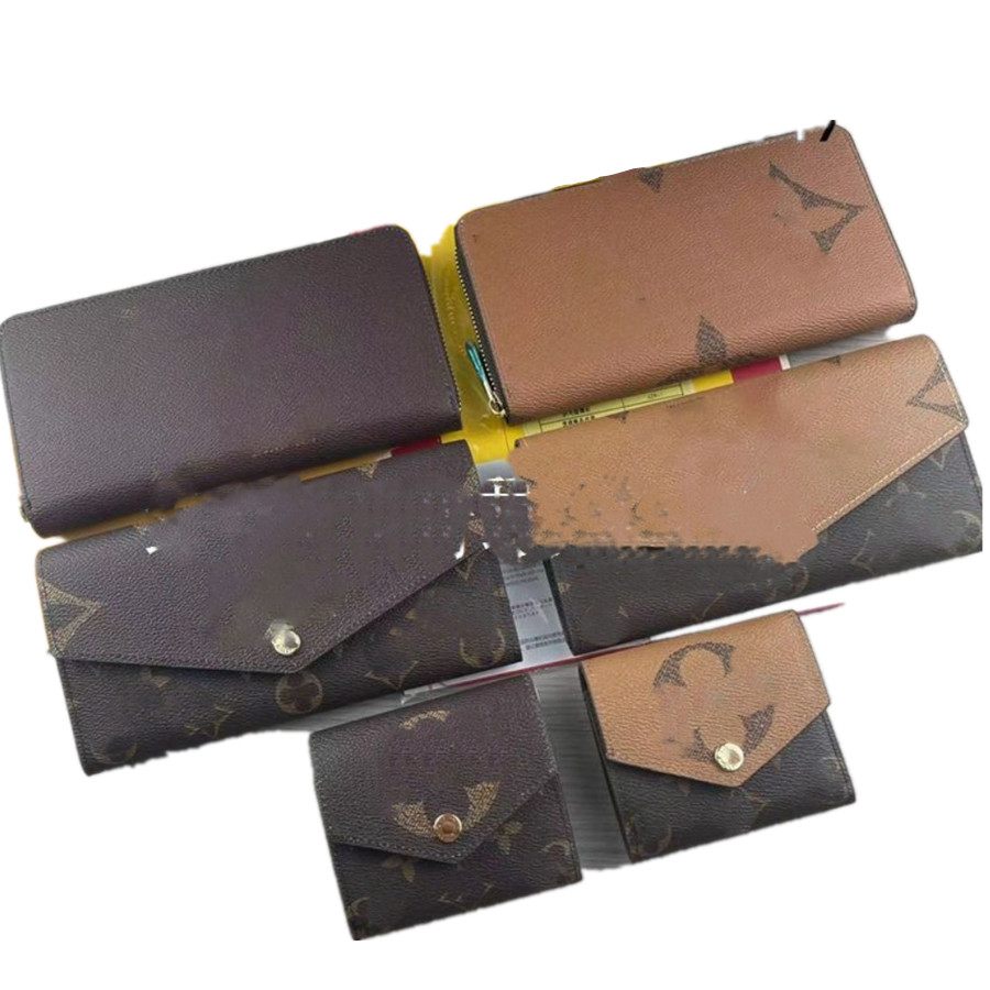 

Designer Unisex Wallets Luxury Brand Buckle Flip Long Clutch Bags Fashion Size Letter Color Matching Men's and Women's Short Wallet Large-capacity Storage Coin Purses, Brown