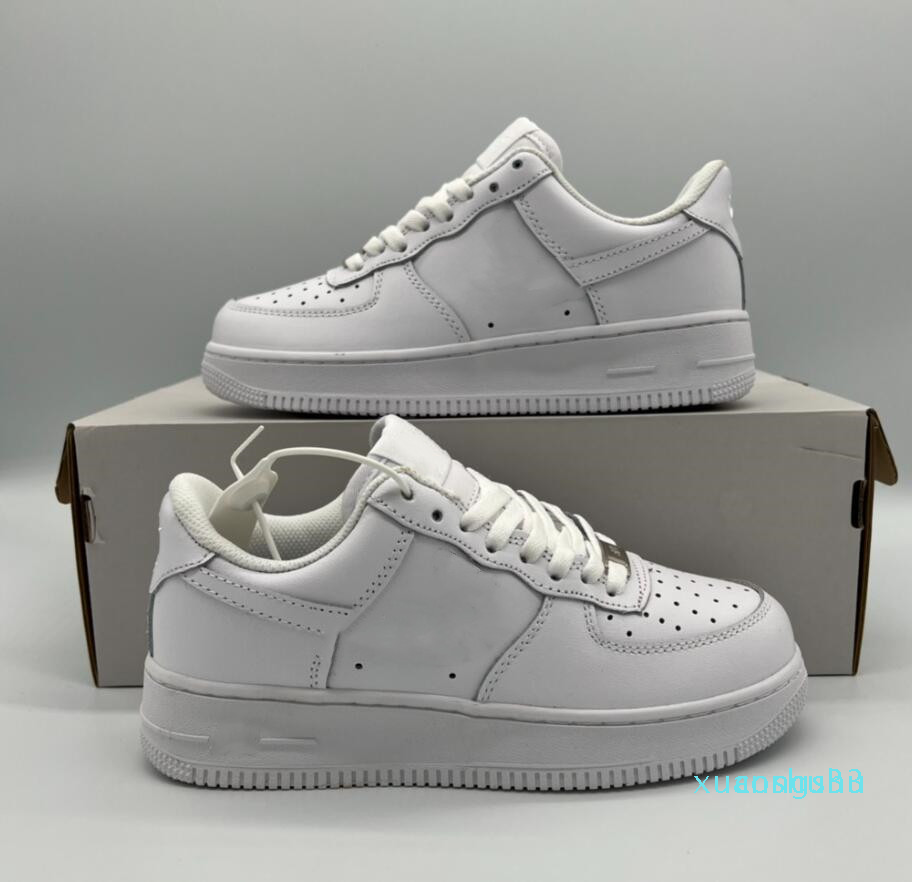 Chaussures de luxe Fashion Men Femmes Gétille en cuir One 1 DUNKS CONCUTÉRES Chaussures extérieures Unisexe Zapatos Sneakers de skateboard 36-44