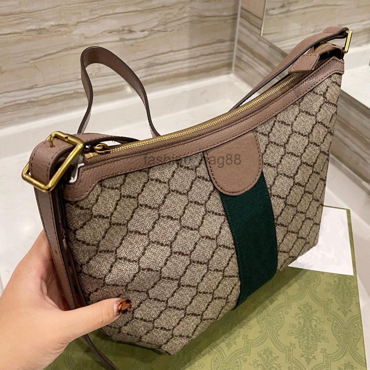 

Messenger bag Dumplings Totes Bag Fashion Shoulder Luxury Designer Brand letter Bags Handbags High Quality purse bag The Latest Womens Vinta, 88