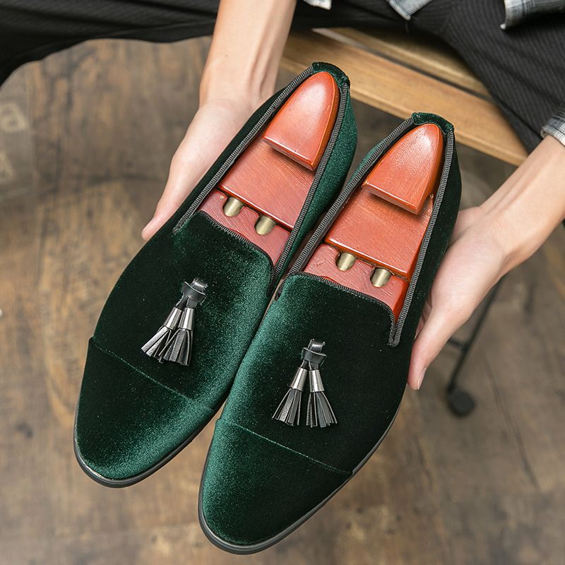 

Luxury Designer New Fashion Pointed Velvet Tassels Shoes For Men Casual Loafers Formal Dress Footwear Sapatos Tenis Masculino, Aa2