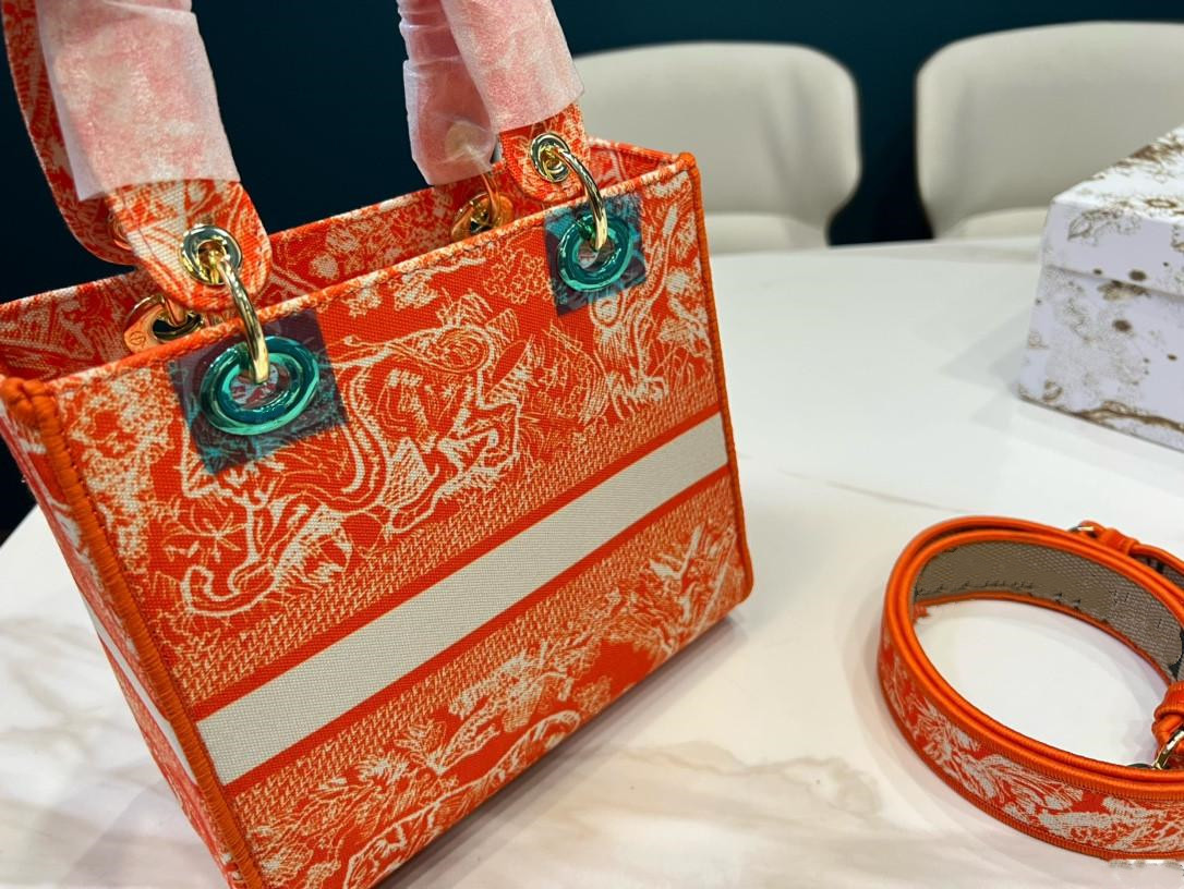 

New embroidered Shoulder Messenger Handbag Totes Classic Luxury Designer purse handbags high quality Fashion bag Shopping Satchels woman wallet red satchel purse, Customize