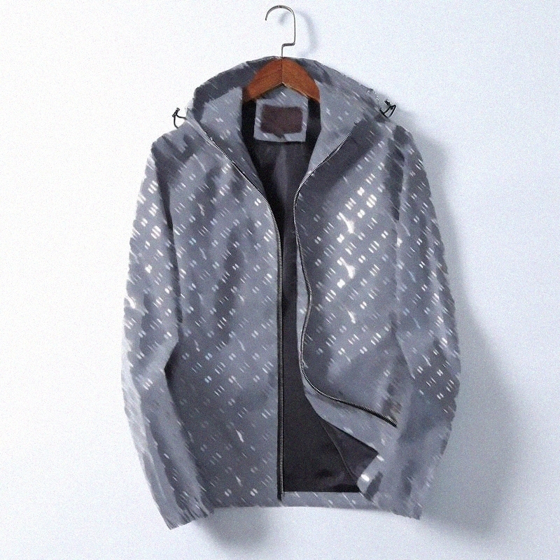 

Men's Jackets Designer mens jacket spring autumn windrunner tee fashion hooded sports windbreaker casual zipper jackets clothing size M-3XL R8up#