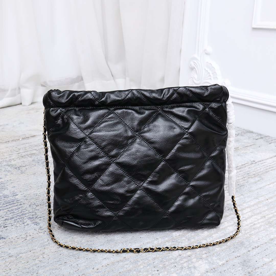 

Woman Tote Bag Large Capacity Handbag Shiny Calfskin Quilted Gold Chain Hobo Purse Ladies Shopping Cross Body Shoulder Bags magnetic, Red