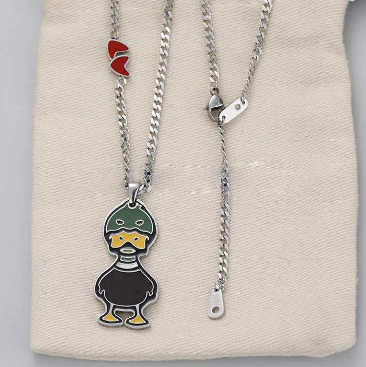 

New duck necklace fashion trend cartoon drop rubber titanium steel non fading couples designer jewelry necklaces gold chain luxury heart for mens womens bijoux