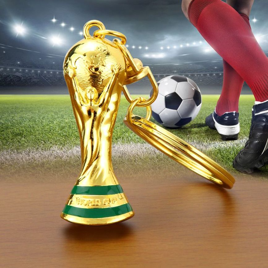 

2022 World Cup Football Trophy Keychain Qatar Event Football Fans Supplies Gift Key Chain Gold Jewelry Pendant C0901