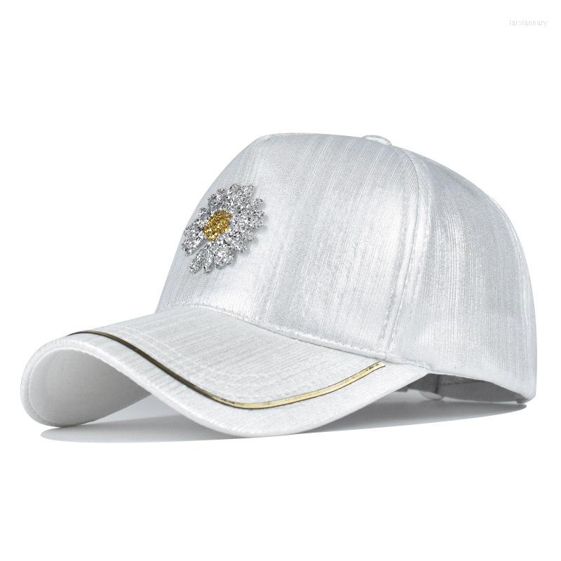 

Ball Caps Silk Luster Rhinestone Baseball Leisure Lady Visors Cap Women Floral Hat High Quality Daisy Pearl Sequins