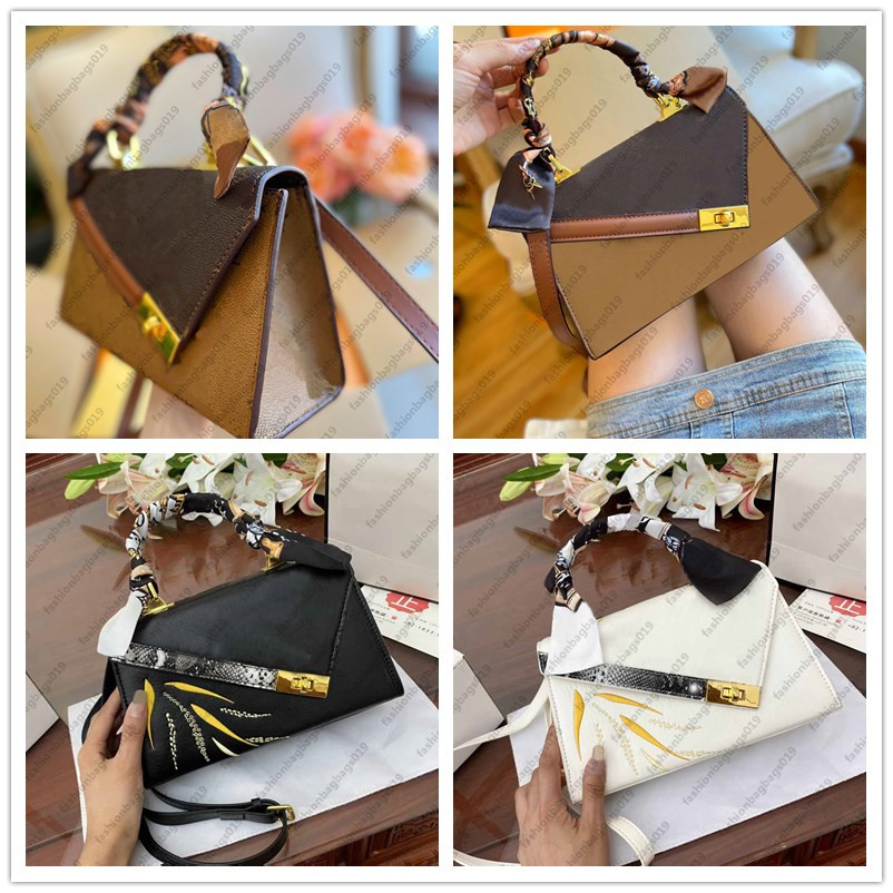 

Designer classical vintage bags Beveled Cover Totes Women handbag Luxurys Ladies Cross body Shoulder Purse embossed Printing Monograms hobos