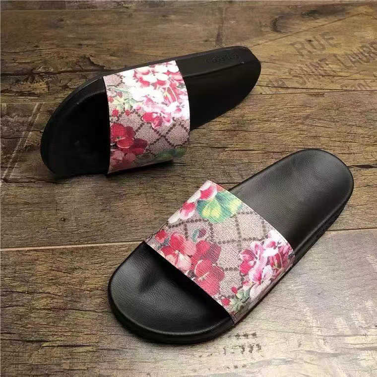 Luxurys Designers Slippers slide Sandals for men women summer Classic Floral Brocade slides flats leather rubber Platform Flip Flops Gear