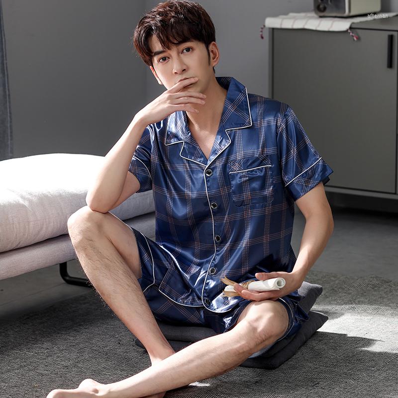 

Men's Sleepwear Summer Silk Men Pajamas Set Plaid Pyjamas Short Sleeve Turn-down Collar Mens Loose Lounge -4XL Male Pijamas, Nxf801