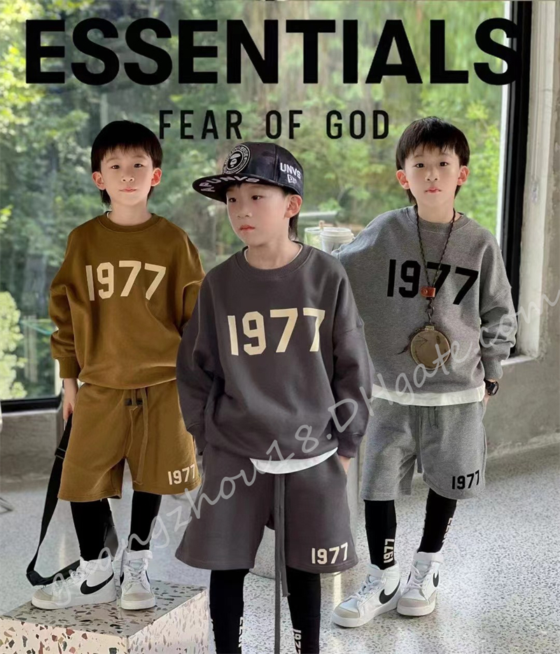 Essen-tials 1977 Dupe Children's Fleece Suit Clothing Sets with Hats Autumn Winter for Boys 4Colors-image-798209332