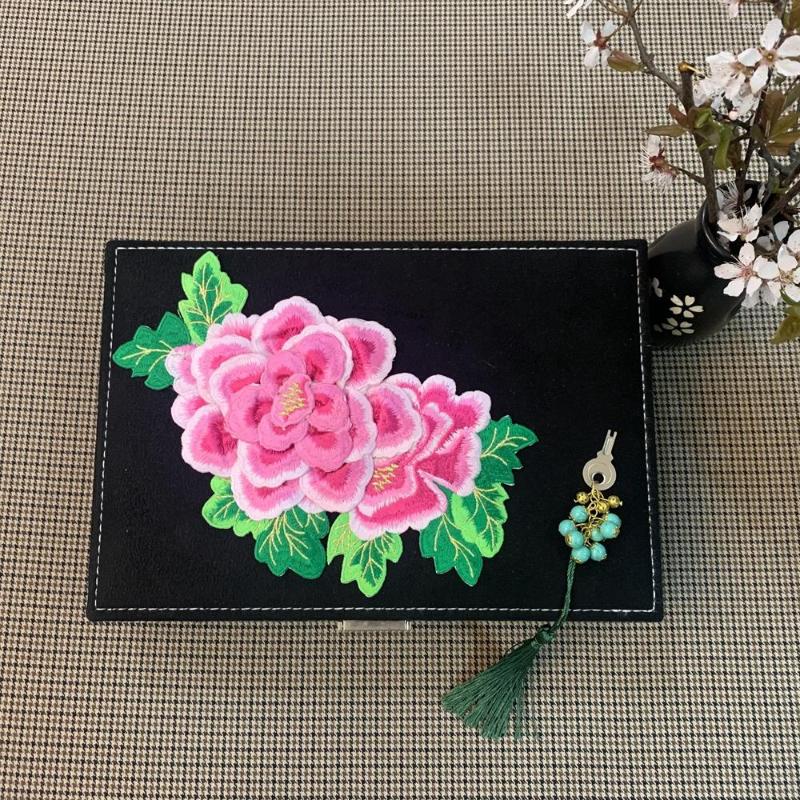 

Jewelry Pouches Chinese Vintage Travel Case Boxes Necklace Bracelet Watches Storage Wedding Holder Women Gifts Box