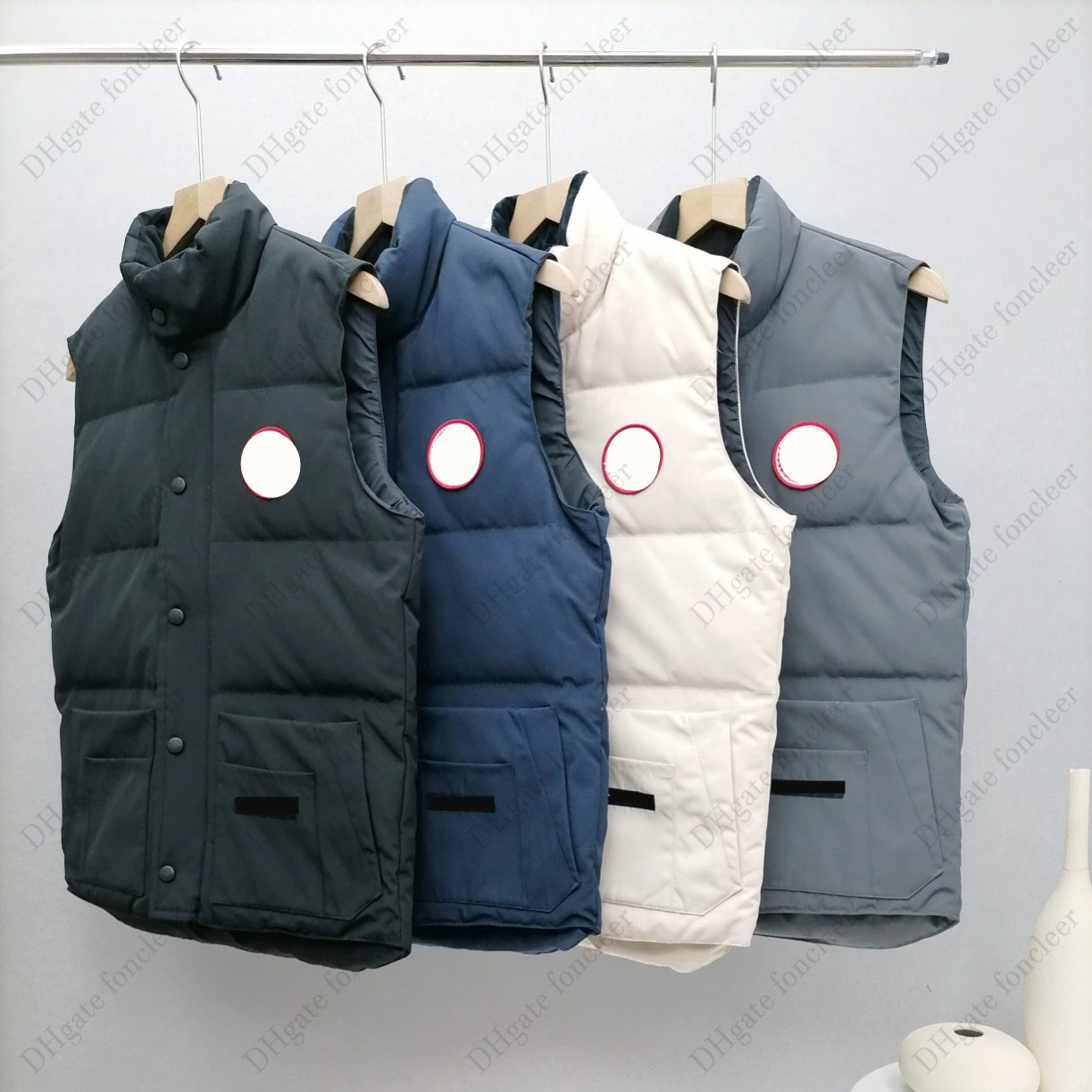 

Mens Womens Vests Down Jacket Parkas Designer Fashion Thick Clothing Winter Outerwear Waterproof Badge Decoration with High Quality, White