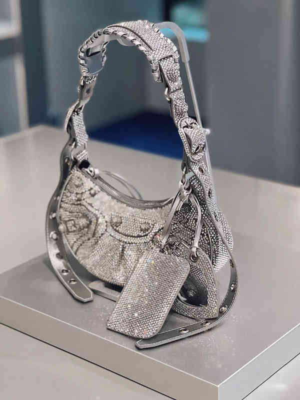 

Bags flash drill locomotive bag shiny mirror one shoulder personality versatile oblique cross women's autumn Purses, Metal powder full drill