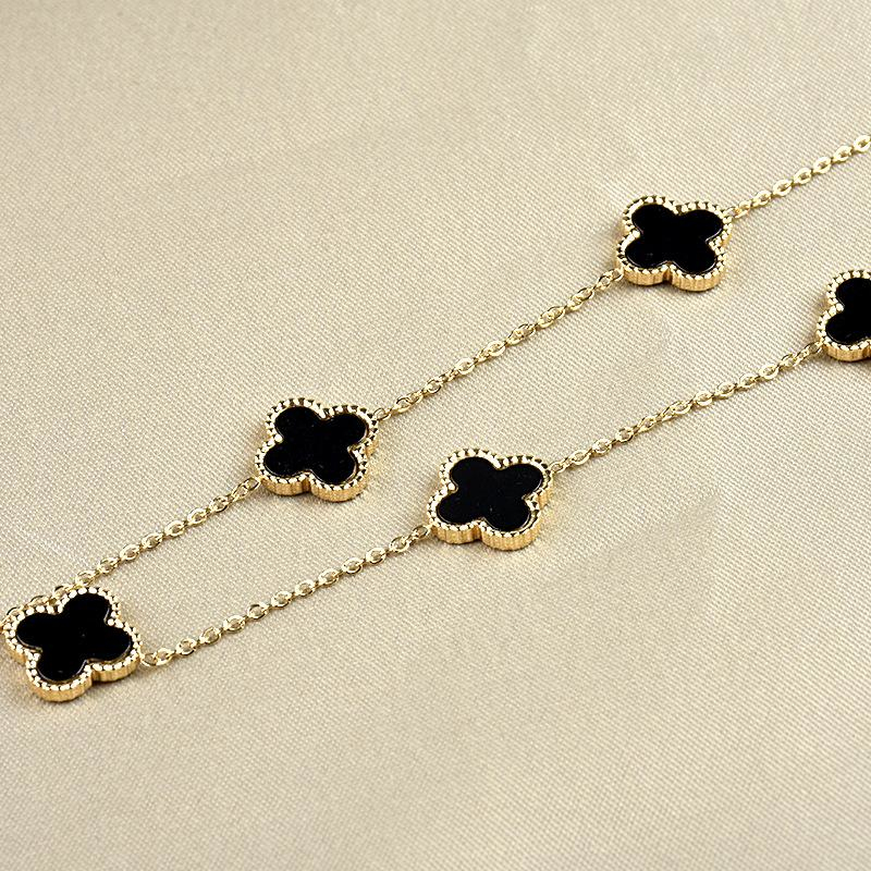 

Fine Design Titanium Steel Clover Pendant Necklace Jewelry for Women Gift