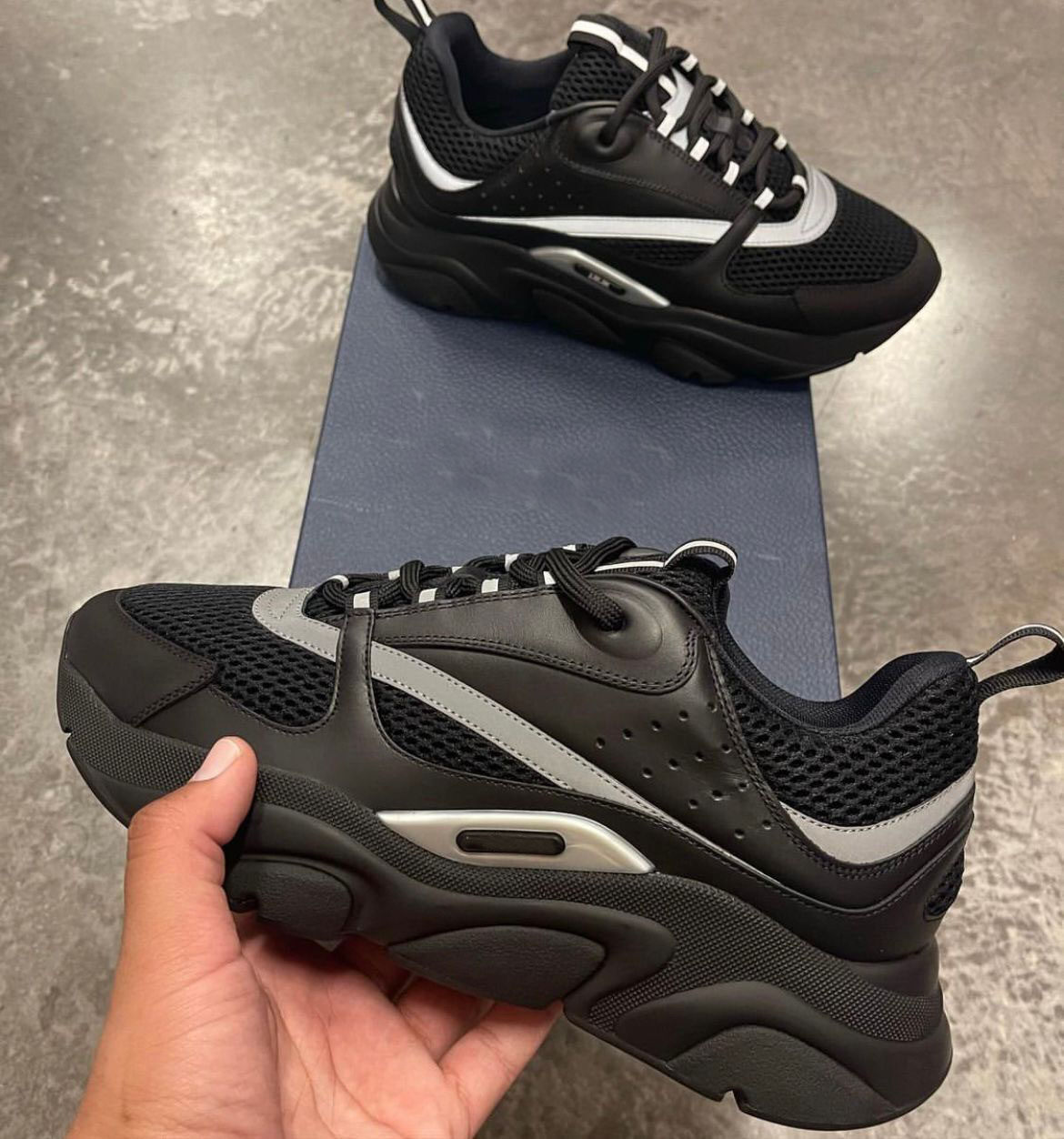 

Top Quality Mesh Technical Reflective Sports Shoes Men Chunky Rubber Sole Fabric Men's Sneakers Calfskin Casual Walking Comfort Outdoor Trainer