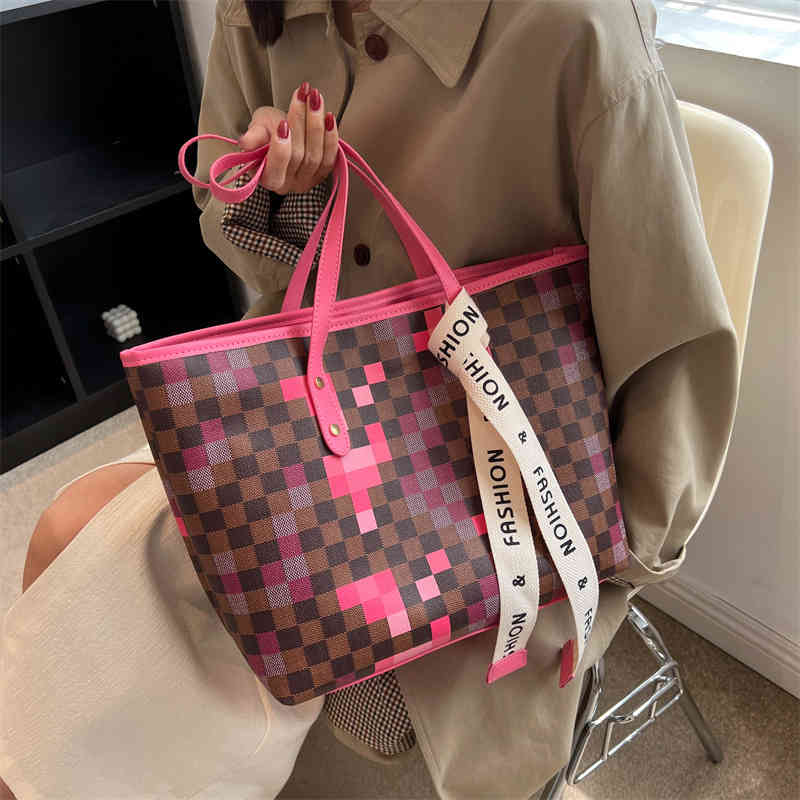 

Bags Large capacity contrast lattice single shoulder women's bag autumn 2022 new simple handbag trend texture Tote Bag Purses, Orange