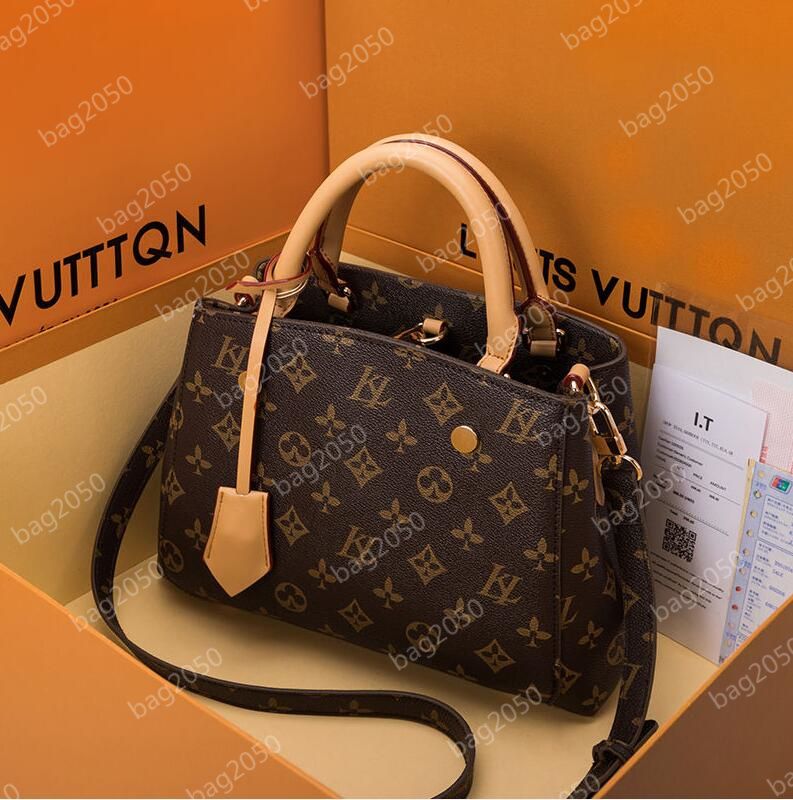 

Luxurys designers Handbags totes Purses MONTIGNE Bag Women Tote Brand Letter Embossing Genuine Leather Shoulder Bags, Mon-embossed black