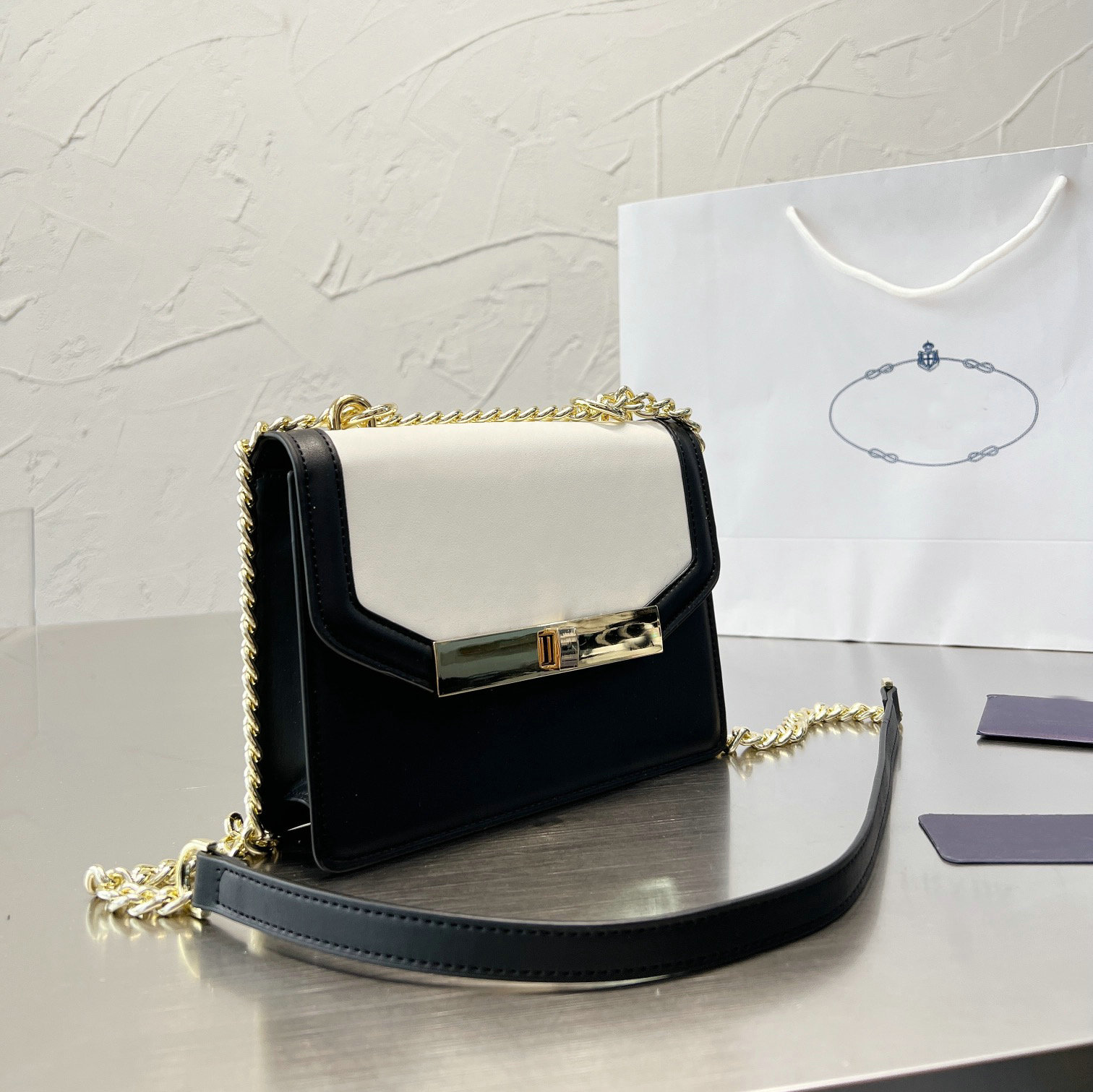 

Luxury Fashion Women's Small Crossbody Bag Lightweight Genuine leather Messenger Bag Flap Handbag Purse for Female, White black