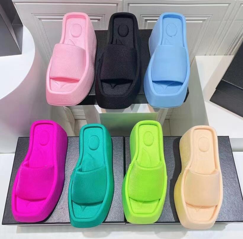 

High Quality Satin Thick-Soled Slipper Designer Summer Leisure Sandals New Style Outdoor Beach Slipper Fashion Classic brand Flip-Flops Sandal, Not for individual sale