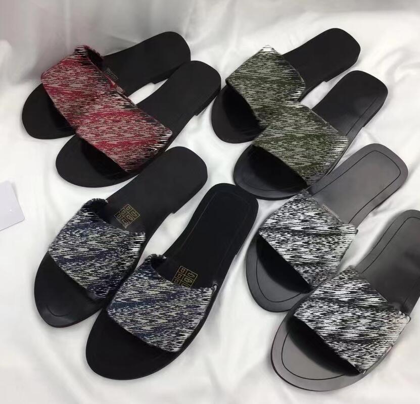 

Designer Canvas Flat Bottom Slippers High Quality Summer Letter Womens Sandals Leisure Outdoor Slipper Luxury Brand Classic Fashion Sandal, Not for individual sale