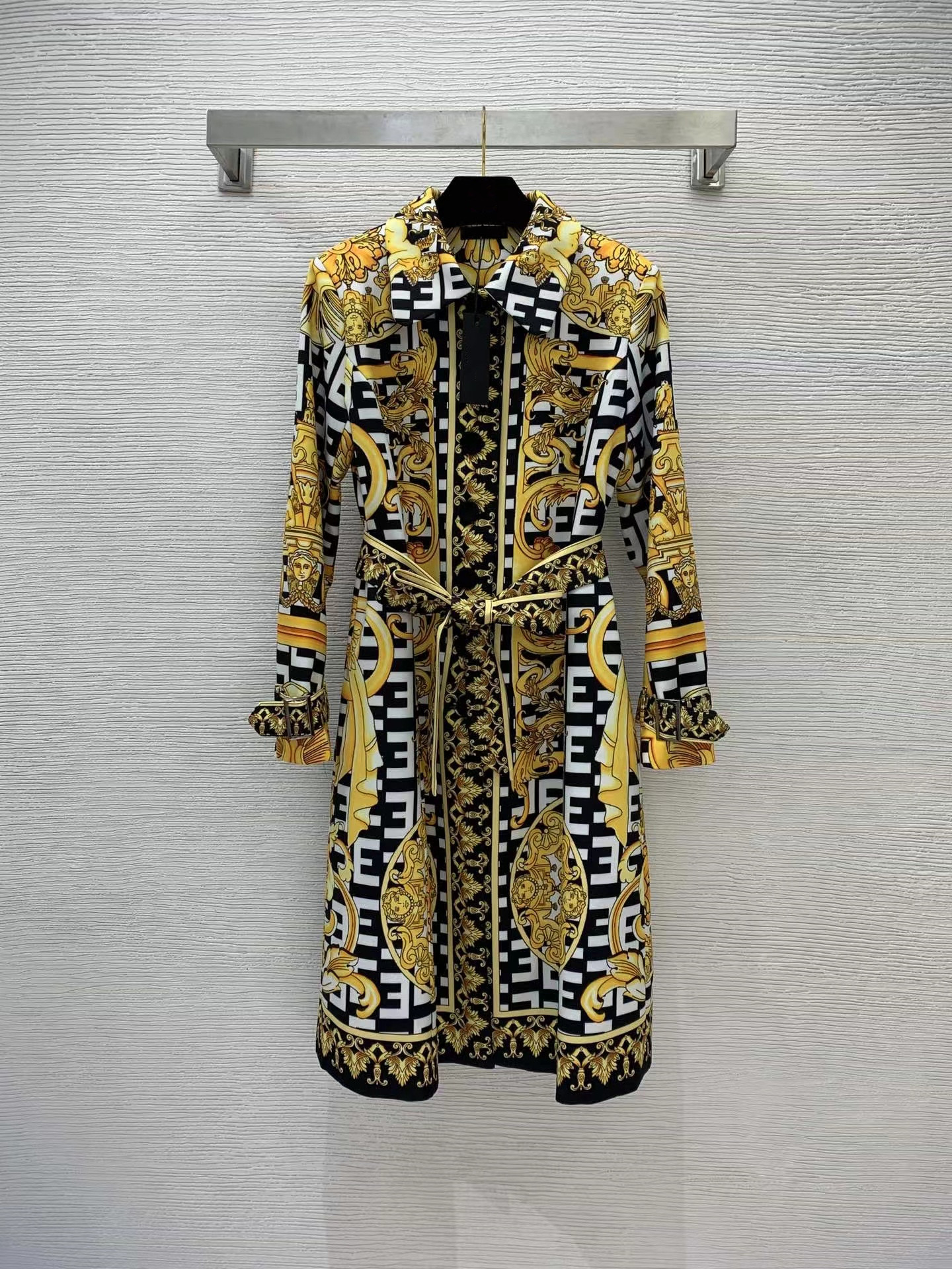 

Milan Runway Women' Trench Coats 2022 New Autumn Winter Lapel Neck Long Sleeve Print Panelled Designer Coats Brand Same Style Outerwear 0904-5, Picture color