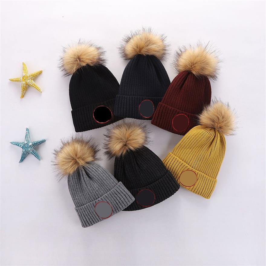 

Luxury Hight quality CANADA men Wool knitted hat classical sports skull caps women High-end casual warm gorros Bonnet GOOSE beanie236u, Red