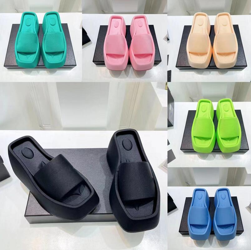 

Designer Thick-Soled Slipper Outdoor Beach Slipper High Quality Summer Satin Slipper Leisure Sandals Fashion Classic brand Flip-Flops Sandal, Not for individual sale