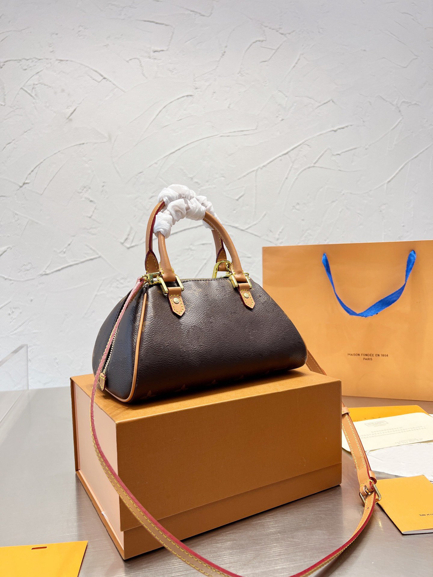 2022 Hot New luxurys designers Messenger Bag Femmes Totes Mode Sacs Vintage impression Haute Qualité Sac À Bandoulière classique crossbody 5A de
