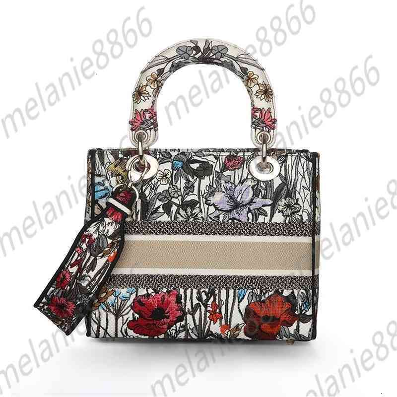 

Luxury Designer Bags Cristi d Handbags Three Lattice Princess Lady Bag Lambskin Tote Embroidery One Shoulder Crossbody Portable Diamond 841b