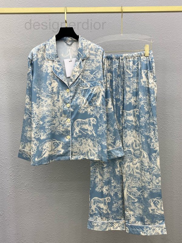 

Women' Tracksuits designer 2022 autumn new Jungle Animal Tiger Print Long Sleeve home clothes thin loose comfortable soft pajamas women 5I8, 2# packing bag