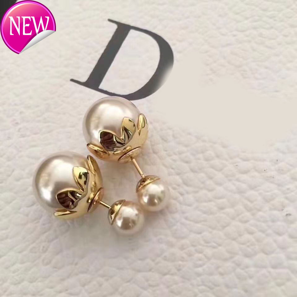 luxury brand design earrings D home new antique bronze Earrings female pearl net red same 925 silver needle high-end version light