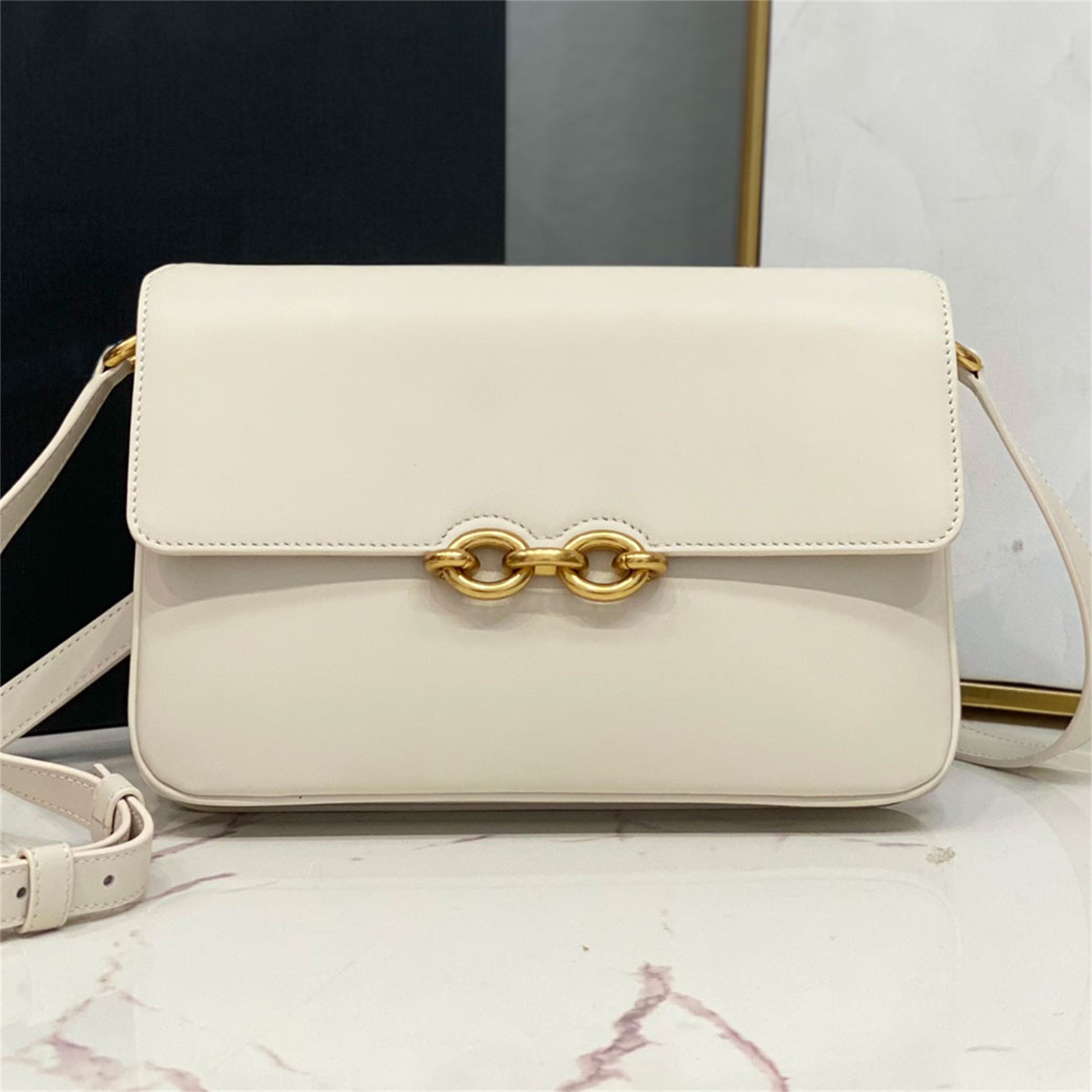 

vintage LE MAILLON satchel bag smooth leather designer a magnetic curb-link chain crossbody metal hardware flap magnetic closure shoulder bags women purse, I need see other product