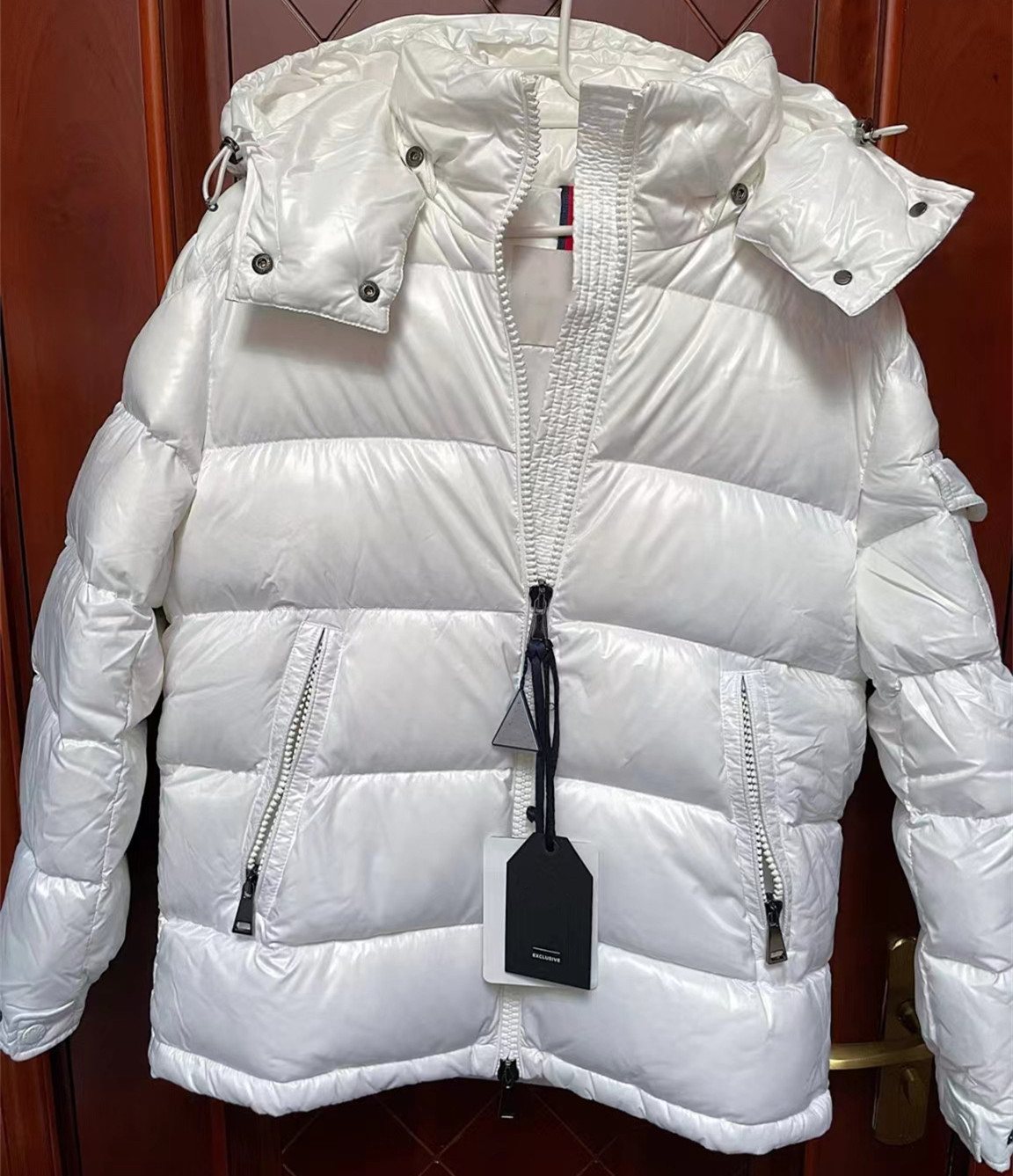 

Women Short Down Jacket Mair Designer Inclined Zipper Casual Winter Coat