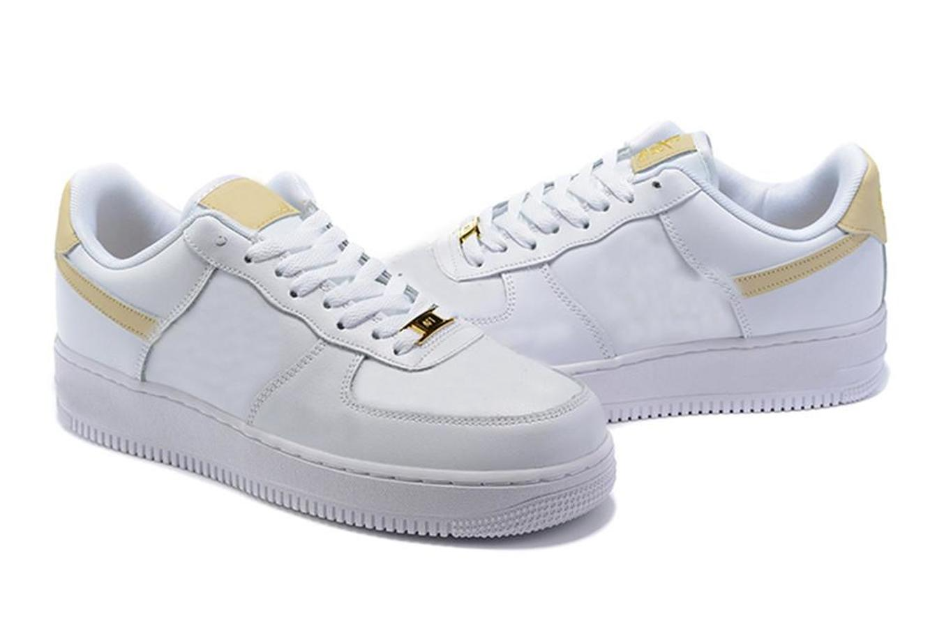 

Top quality male and female designer skateboard shoes black white prank night Chunky bear strange love sports training shoes ASQ