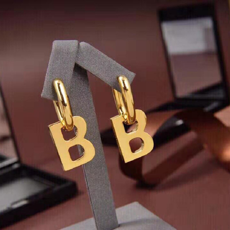 

necklace earrings Titanium steel Great B letter Thick chain female exaggerated temperament retro glamorous Famous brand women Punk 18K gold plated bracelet 02, Mixed colors