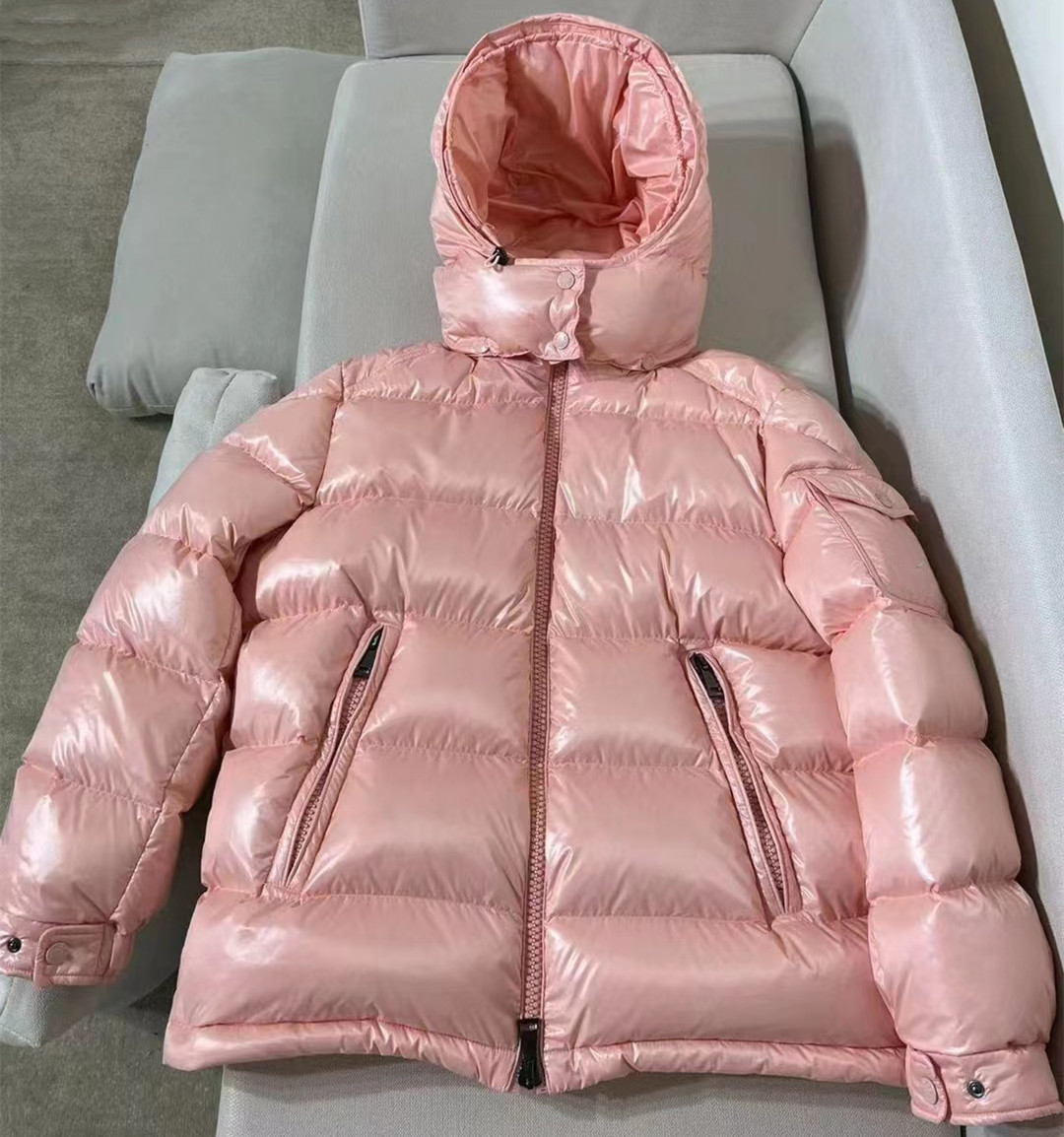 Women Short Down Jacket Mair Designer Coat Long Sleeve Down-filled Quilted Nylon Hoody Outwear