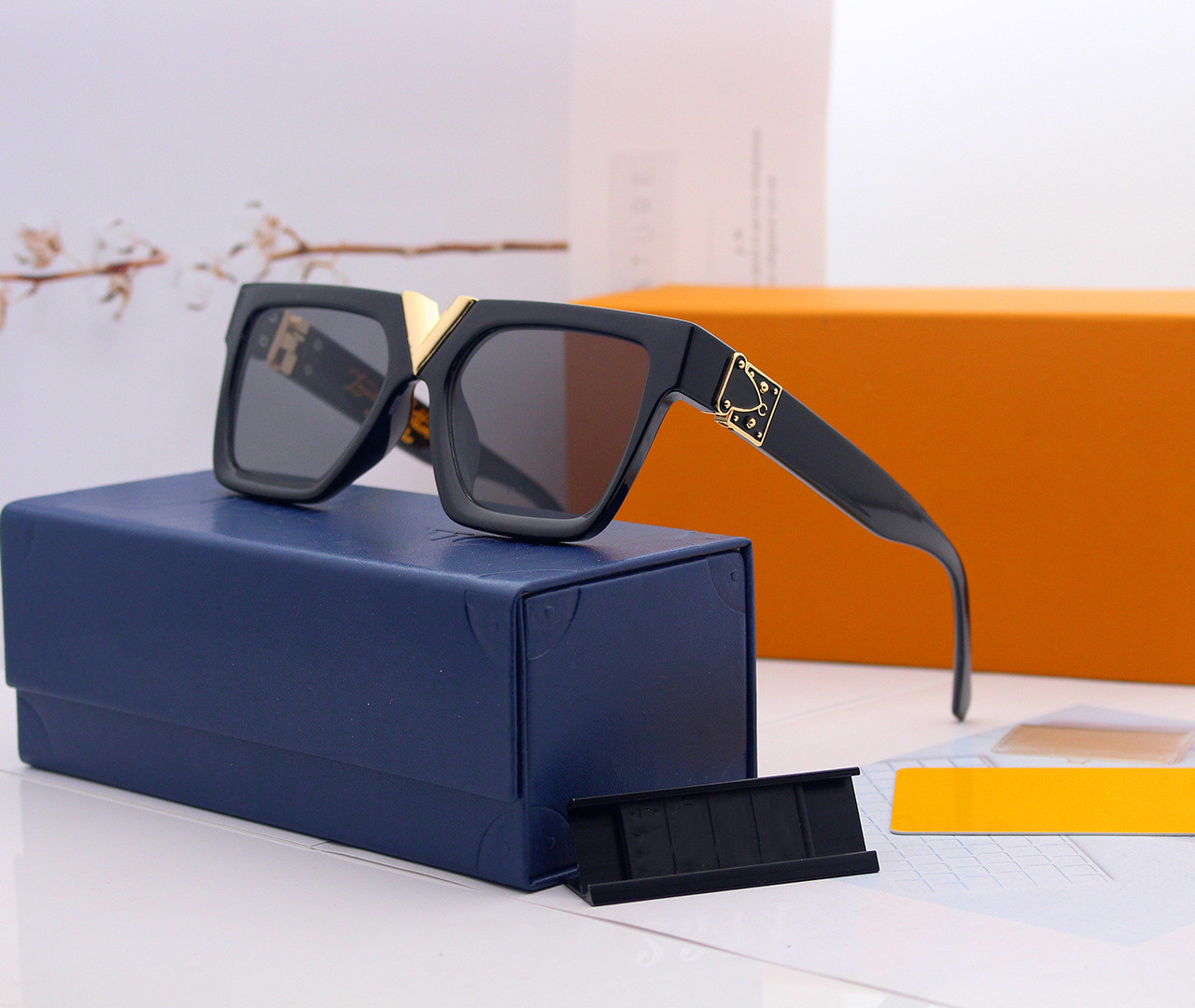 

Designer sunglasses High Quality Fashion Designer Sunglass Goggle Beach Sun Glasses For Man Woman 17 Color