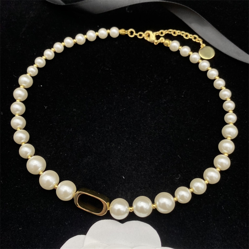 

Designers Fashion Style Jewelry Sets Lady Women Party Gifts Presents Luxurys Brands Classic Golden Necklace Bracelet Ear Studs Sets 3 Styles, Box